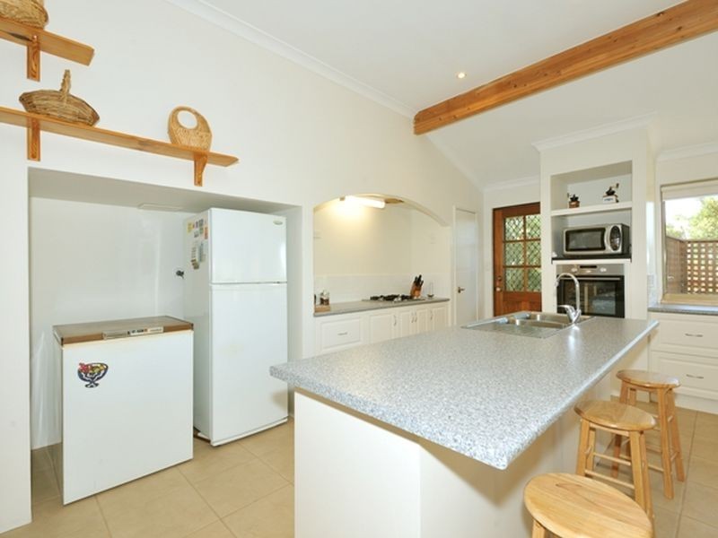 90 Silversmith Street, Wellard WA 6170