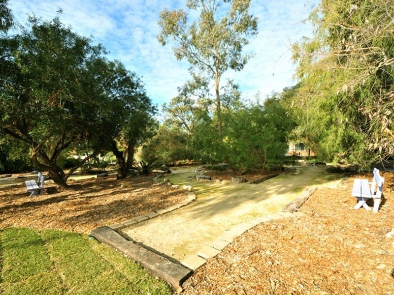 90 Silversmith Street, Wellard WA 6170