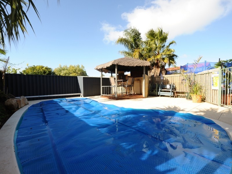 54 Nottingham Parkway, Orelia WA 6167