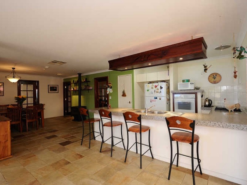 54 Nottingham Parkway, Orelia WA 6167