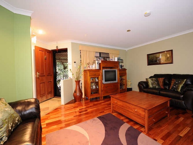 54 Nottingham Parkway, Orelia WA 6167