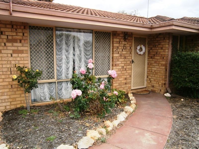 6 Darkins Retreat, Parmelia WA 6167