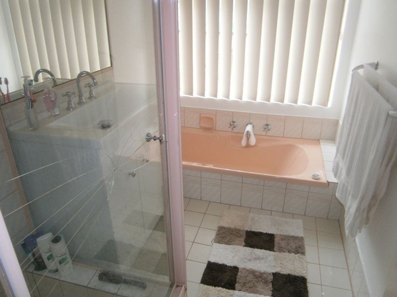 6 Darkins Retreat, Parmelia WA 6167