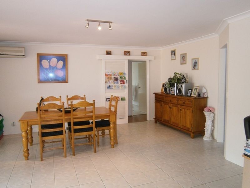 6 Darkins Retreat, Parmelia WA 6167