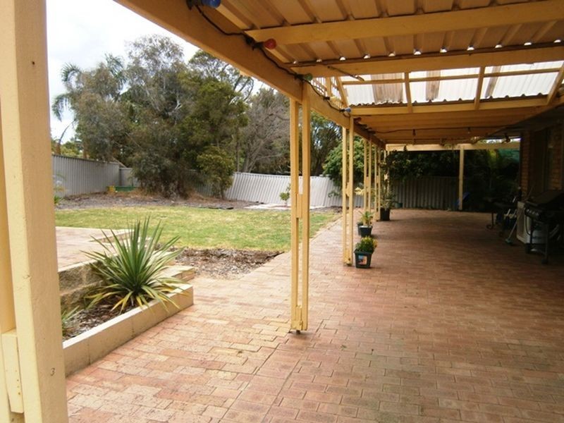 6 Darkins Retreat, Parmelia WA 6167