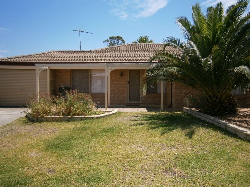 10 Mcnairn Cross, Leda WA 6170