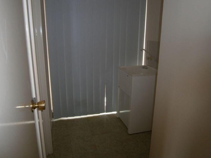 10 Mcnairn Cross, Leda WA 6170