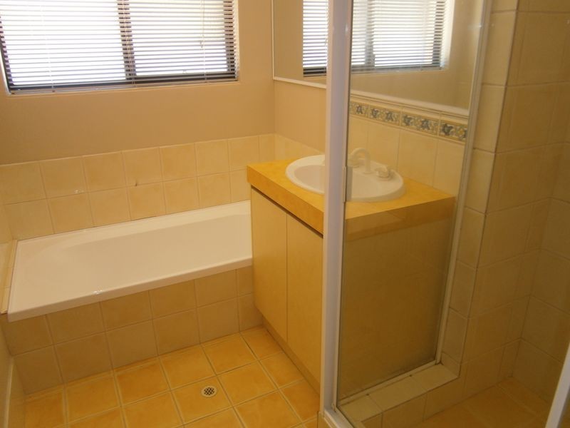 12 Chipperton Avenue, Bertram WA 6167