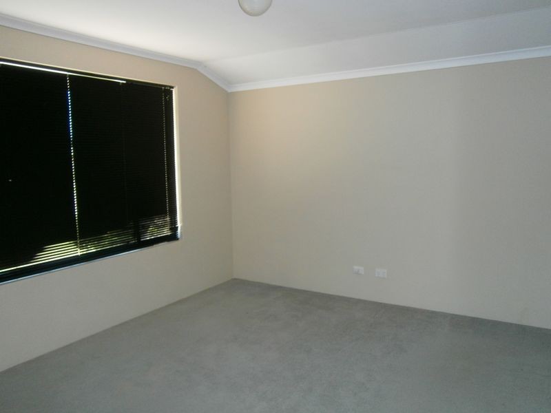 12 Chipperton Avenue, Bertram WA 6167