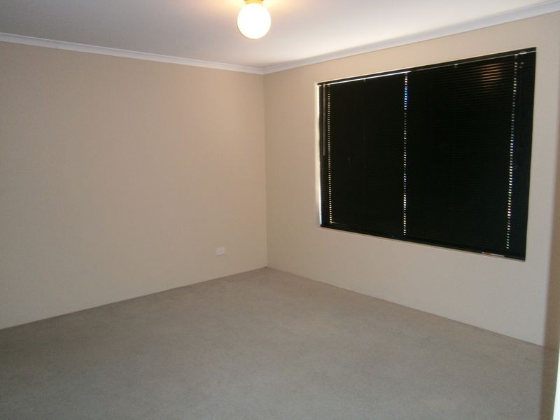 12 Chipperton Avenue, Bertram WA 6167