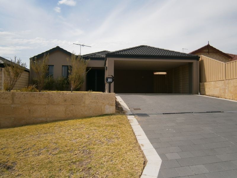 10 Borthwick Place, Orelia WA 6167