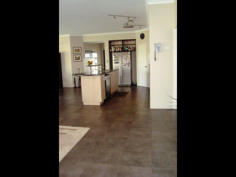 11 Ameer Crescent, Bertram WA 6167