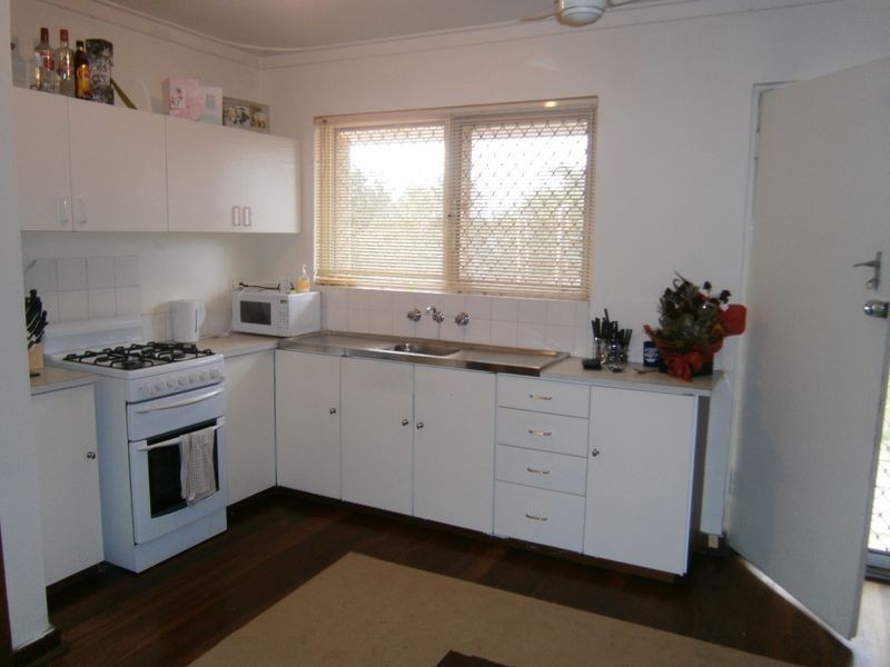 7 Sulphur Road, Orelia WA 6167