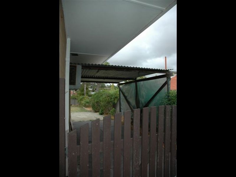 7 Sulphur Road, Orelia WA 6167