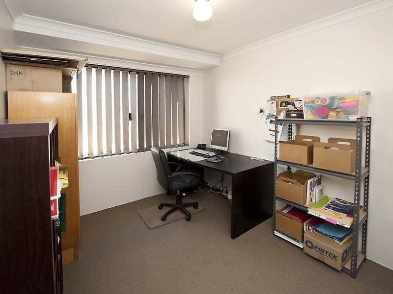 216 Runnymede Gate, Leda WA 6170