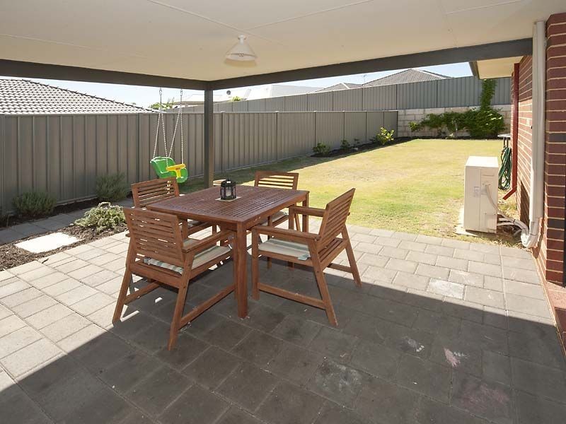 216 Runnymede Gate, Leda WA 6170