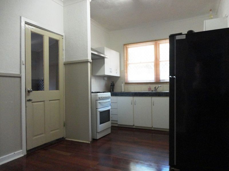 25 Coolbellup Avenue, Coolbellup WA 6163