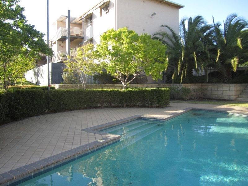 4/9 Beacham Place, Medina WA 6167