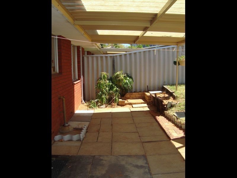 35B Christmas Avenue, Orelia WA 6167