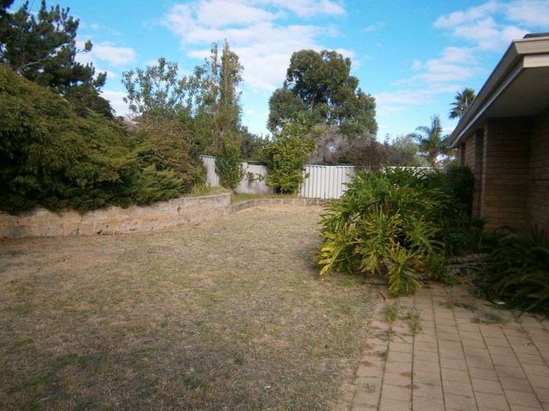 10 Darkins Retreat, Parmelia WA 6167