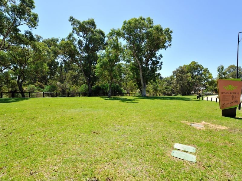 59 Henley Boulevard, Wellard WA 6170