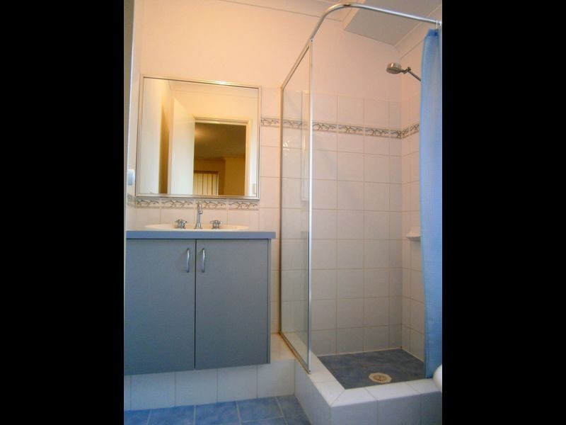 9 Burkett Terrace, Bertram WA 6167