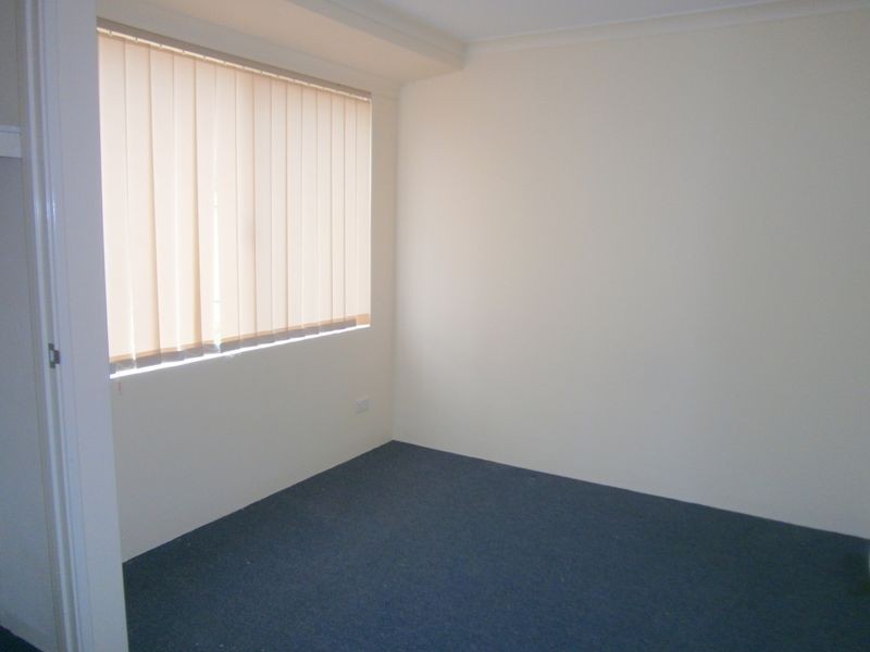 9 Burkett Terrace, Bertram WA 6167