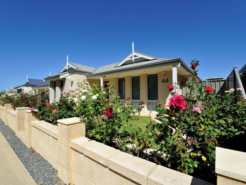 44 Abingdon Crescent, Wellard WA 6170