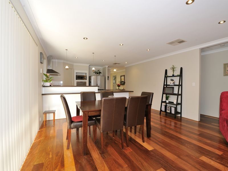 44 Abingdon Crescent, Wellard WA 6170