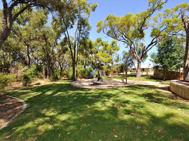 44 Abingdon Crescent, Wellard WA 6170