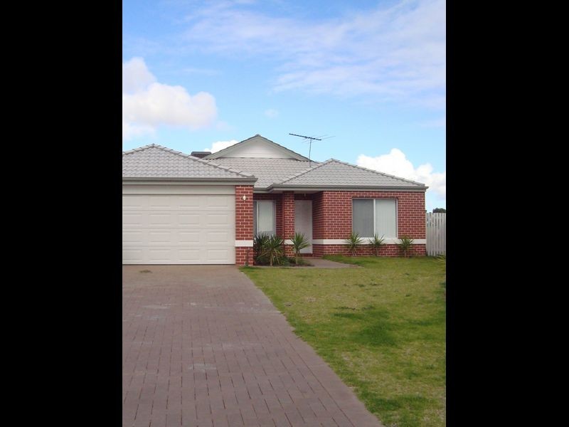 49 Lennox Drive, Secret Harbour WA 6173