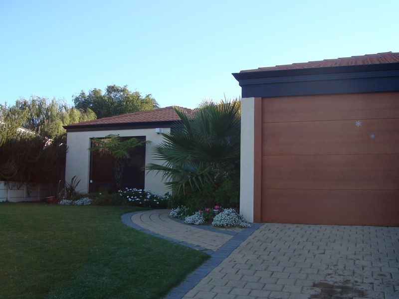 21 Brandon Mews, Parmelia WA 6167