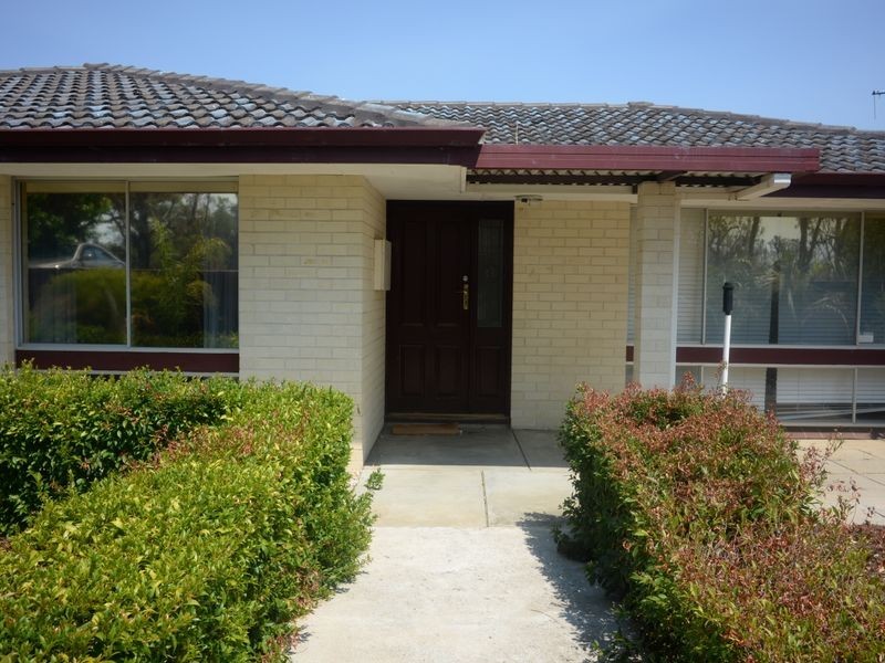 67 Sicklemore Avenue, Parmelia WA 6167