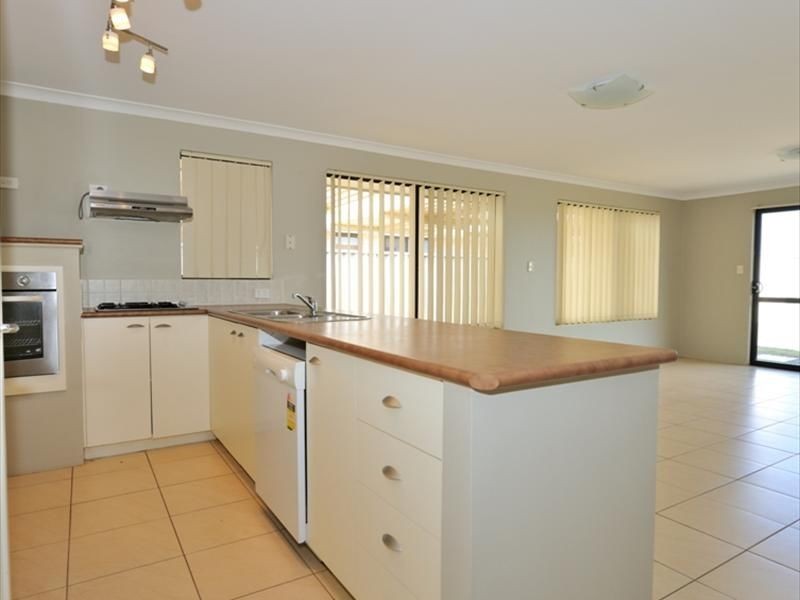 53 Toledo Circuit, Port Kennedy WA 6172