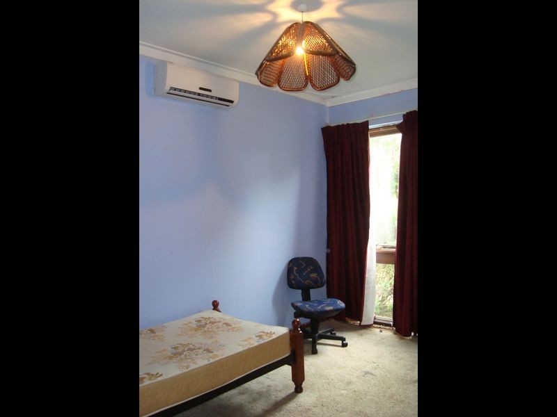 19 Sicklemore Road, Parmelia WA 6167