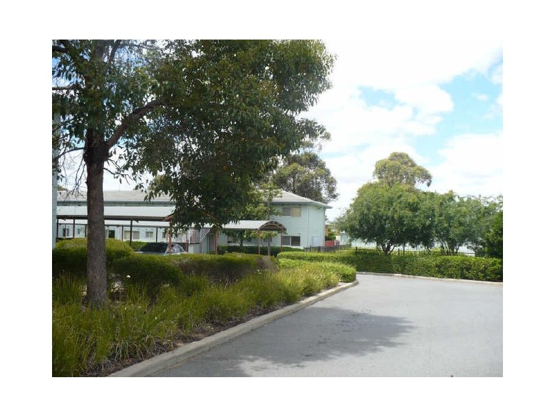 8/33 Steward Way, Orelia WA 6167