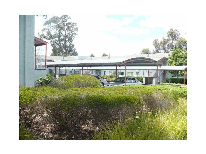 8/33 Steward Way, Orelia WA 6167