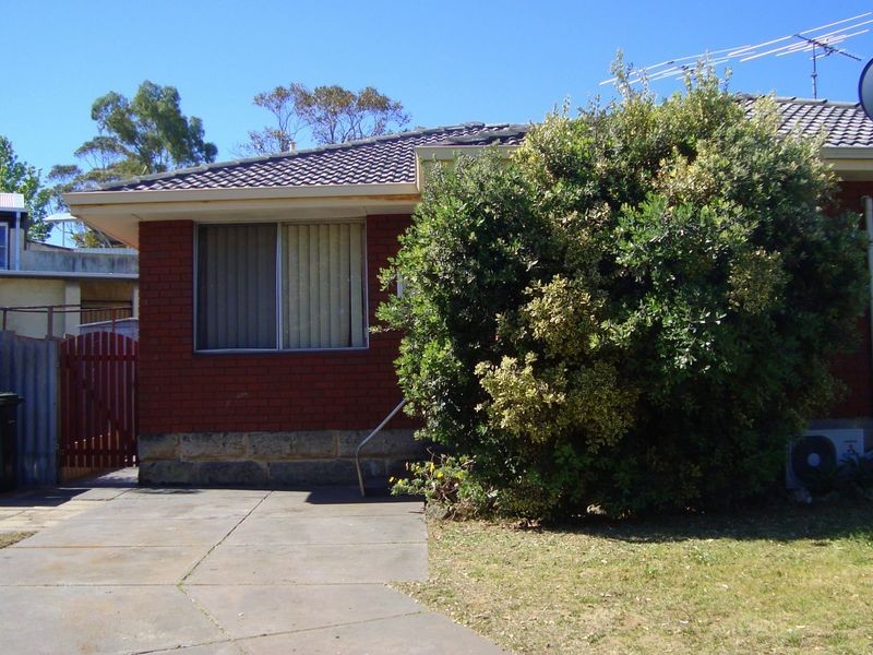 35A Christmas Avenue, Orelia WA 6167