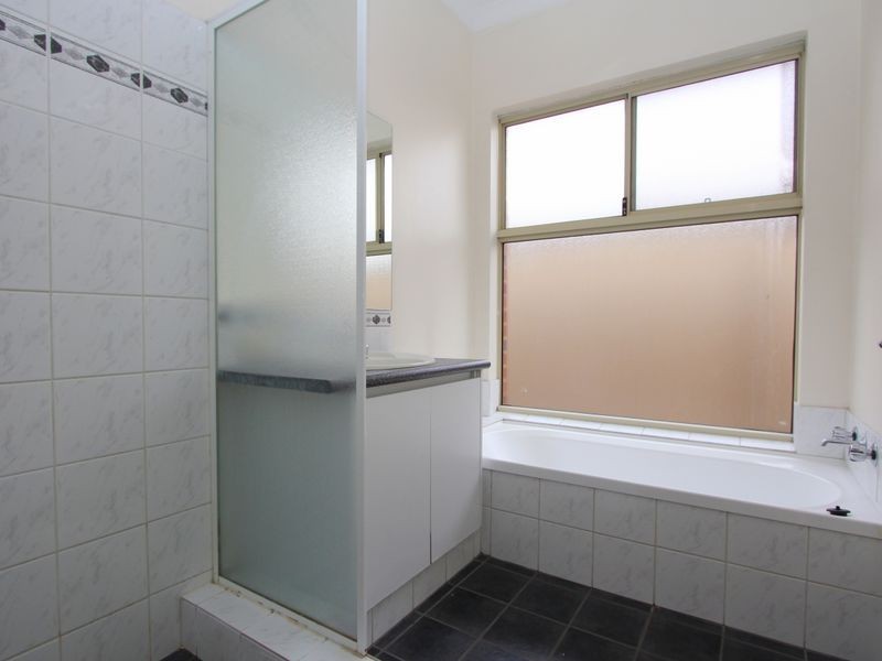 12 Ameer Crescent, Bertram WA 6167