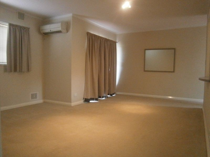 1/13 Reilly Street, Orelia WA 6167