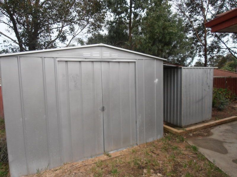 10 Riley place, Leda WA 6170