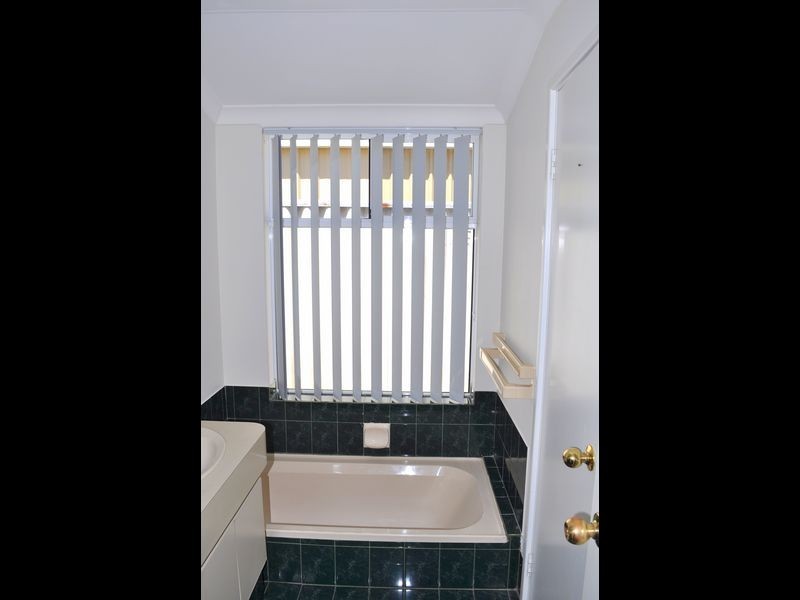 15 Dalrymple Drive, Leda WA 6170