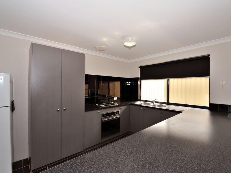 4 Greenham Way, Bertram WA 6167