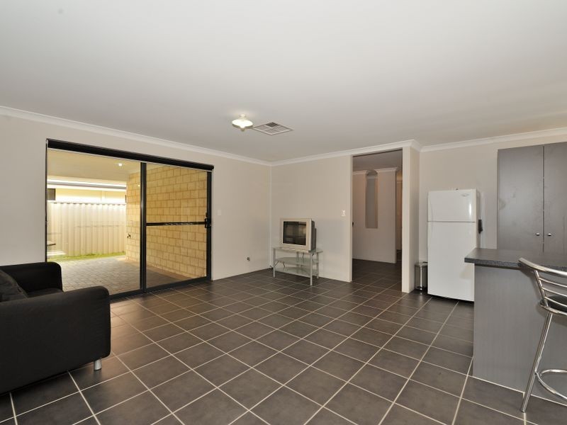 4 Greenham Way, Bertram WA 6167