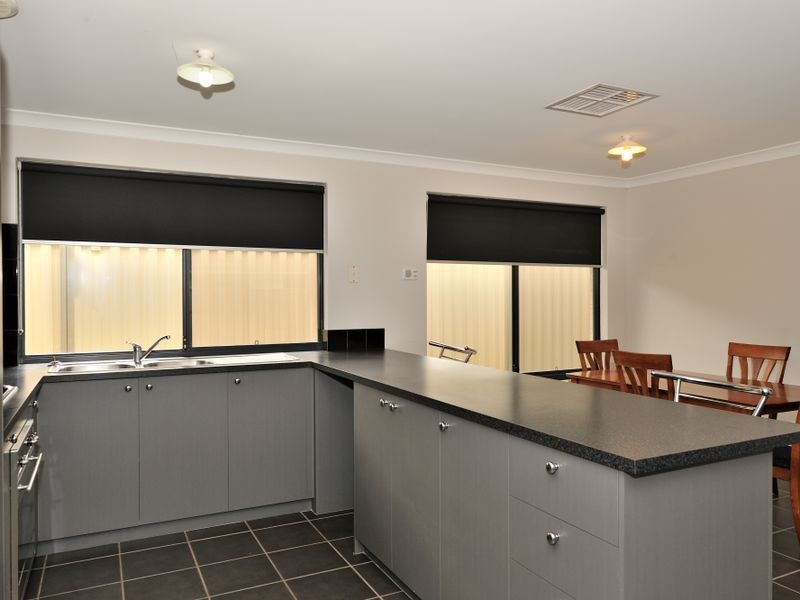 4 Greenham Way, Bertram WA 6167