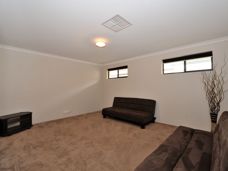 4 Greenham Way, Bertram WA 6167