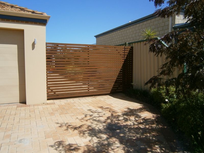 11 Thompson Terrace, Bertram WA 6167