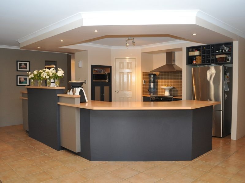 11 Thompson Terrace, Bertram WA 6167