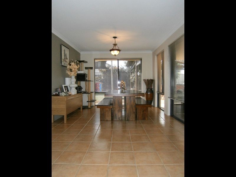 11 Thompson Terrace, Bertram WA 6167