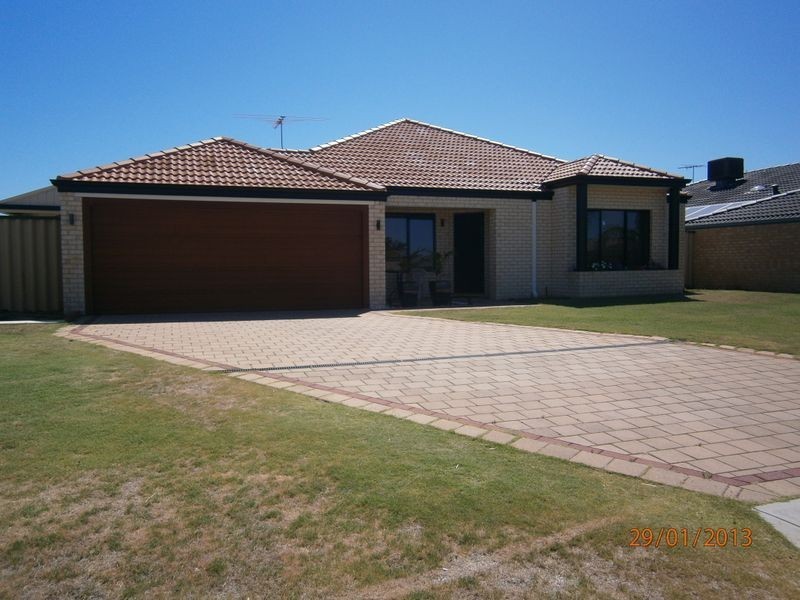 26 Chipperton road, Bertram WA 6167